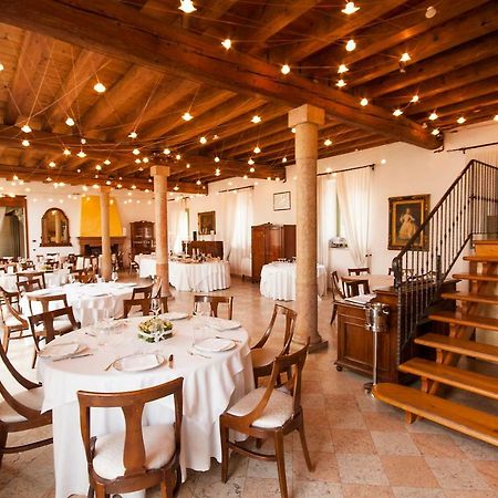 Villa Vecelli Cavriani Mozzecane Bagian luar foto