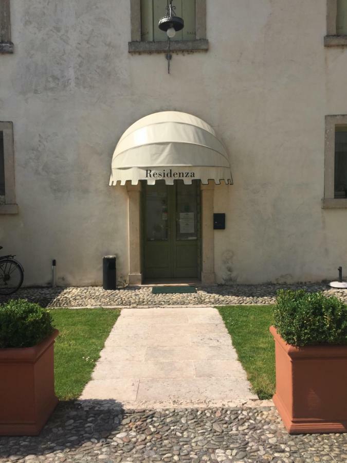 Villa Vecelli Cavriani Mozzecane Bagian luar foto