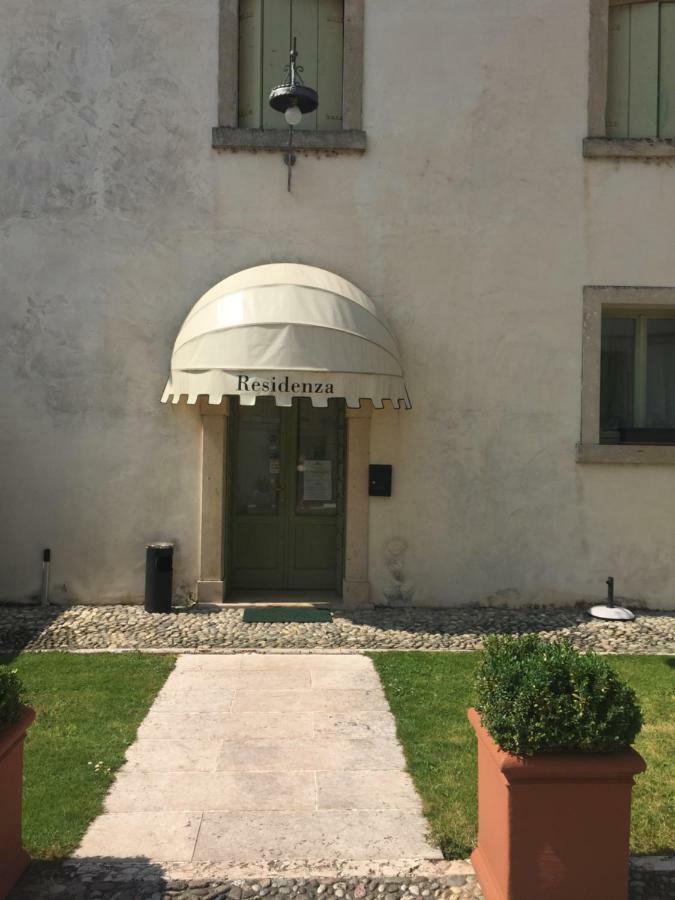 Villa Vecelli Cavriani Mozzecane Bagian luar foto
